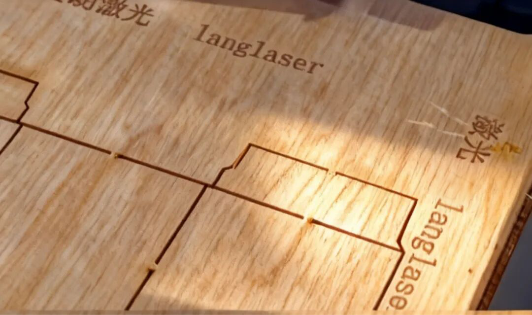 Laserveitsisuulakejärjestelmien rajattomien potentiaalien tutkiminen!