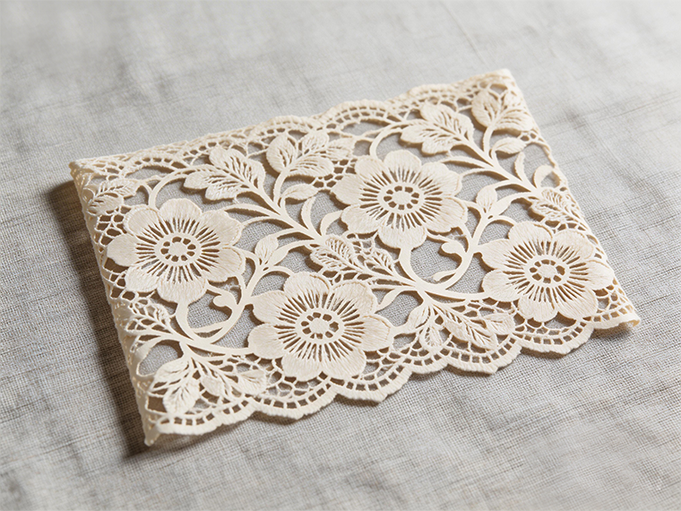 Miksi kankaiden leikkausjärjestelmät siirtyvät moniakselisiin laserohjaimiin? Tehokkuus on avainasemassa.